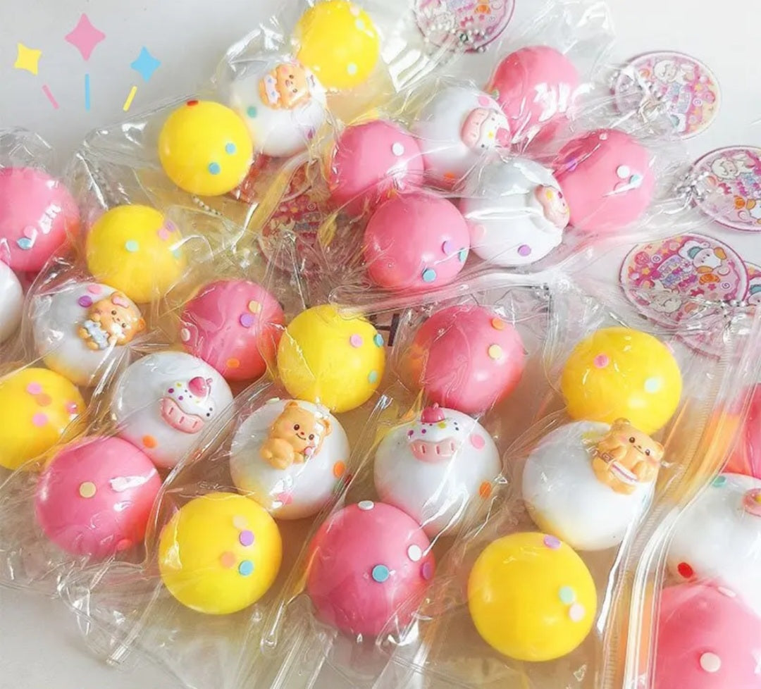 Viral Mystery 3 Pack Cake Pop Squishy