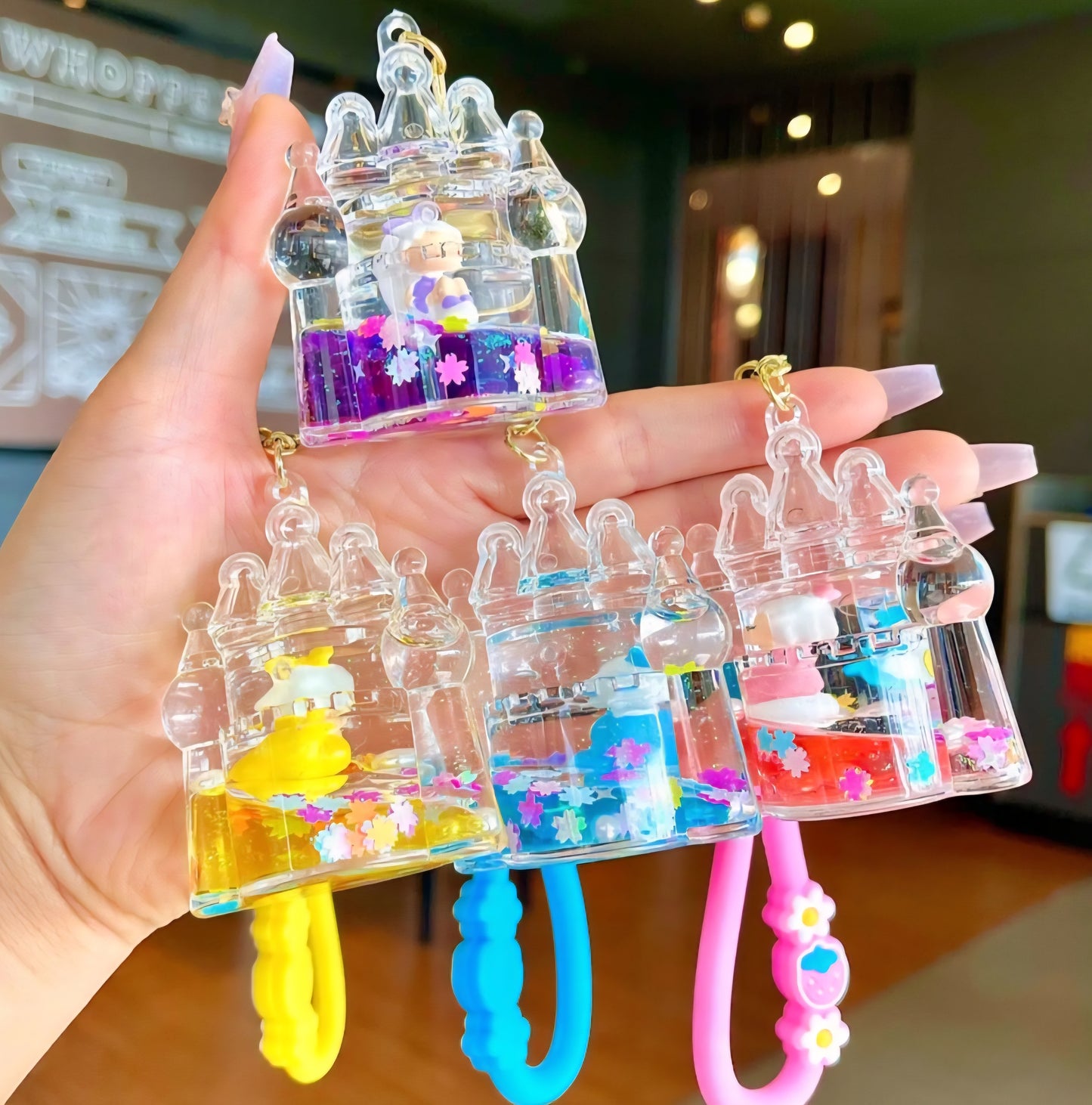 Viral Princess Castle Liquid Glitter Keychain