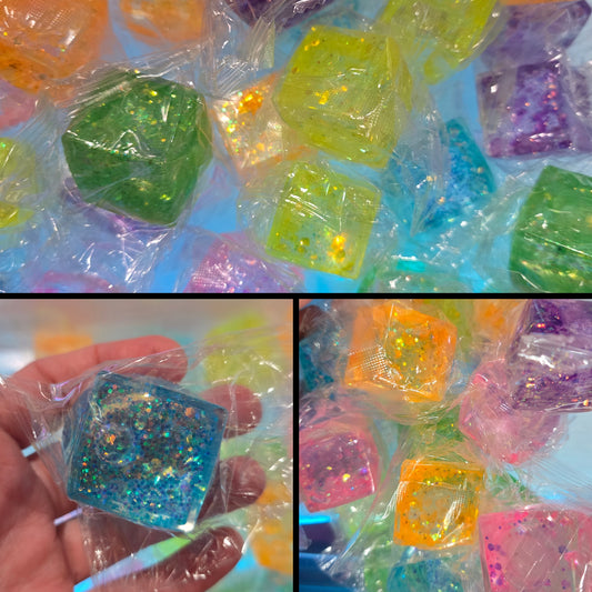 Viral Glitter Cube Squishy