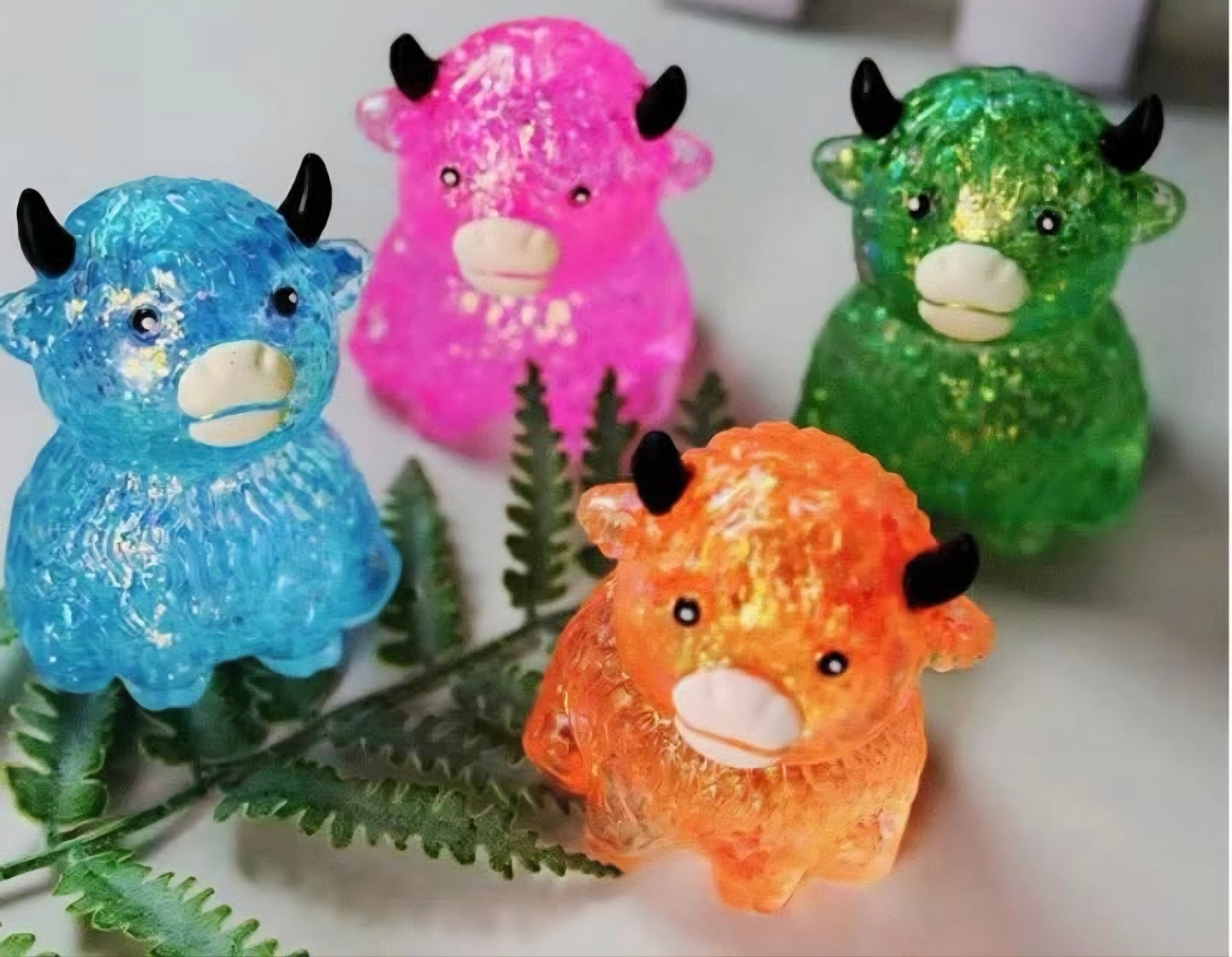 PREORDER Viral Mystery Highlander Cow Maltose Glitter Squishy