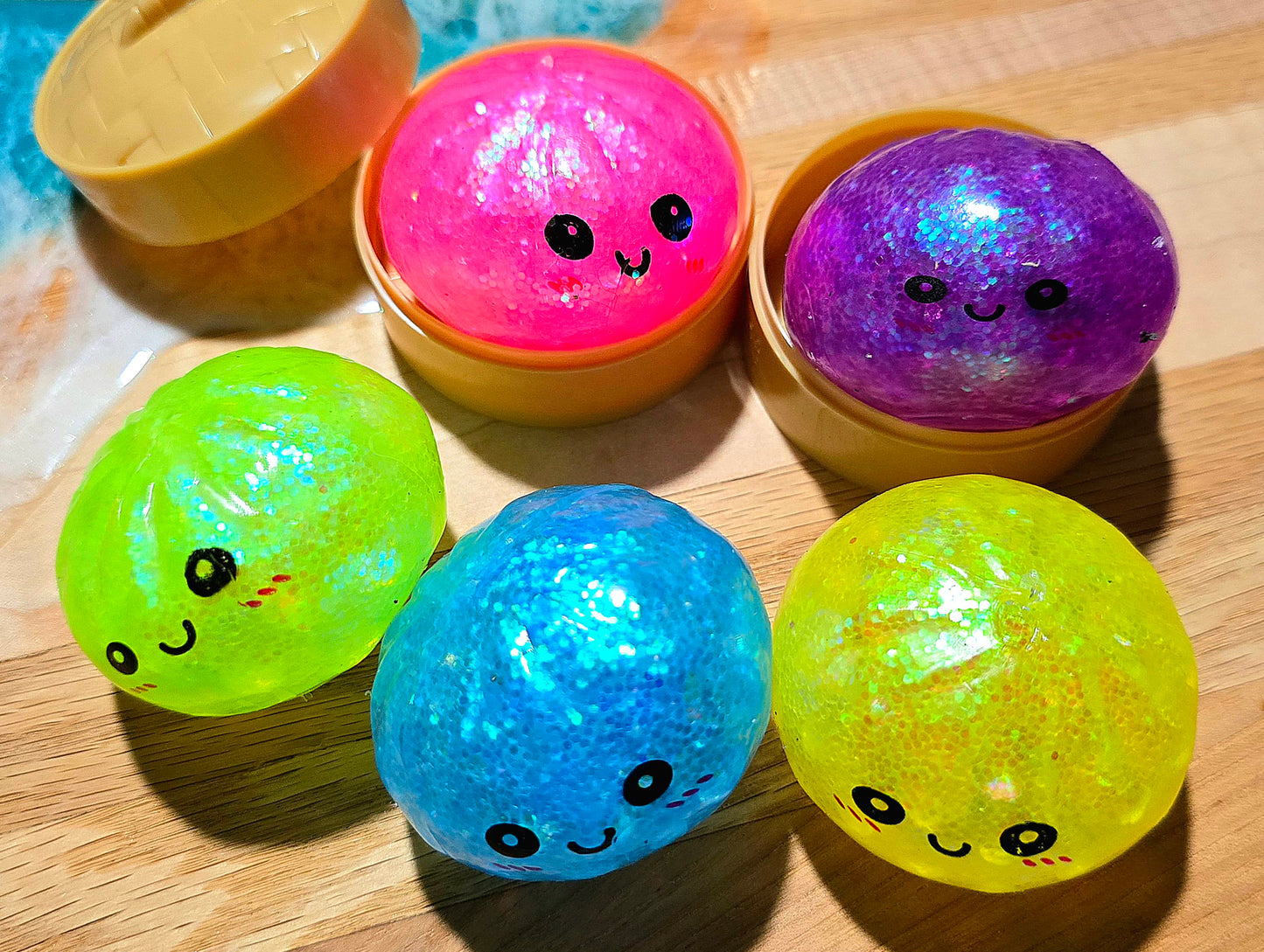 Mystery Glow In The Dark Mini Orbeez Dumpling Squishy