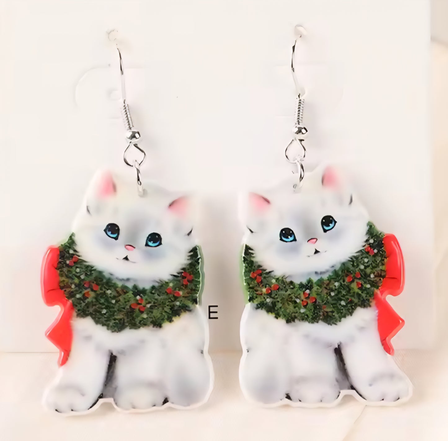 PREORDER Christmas Wreath & White Cat Acrylic Dangle Earrings