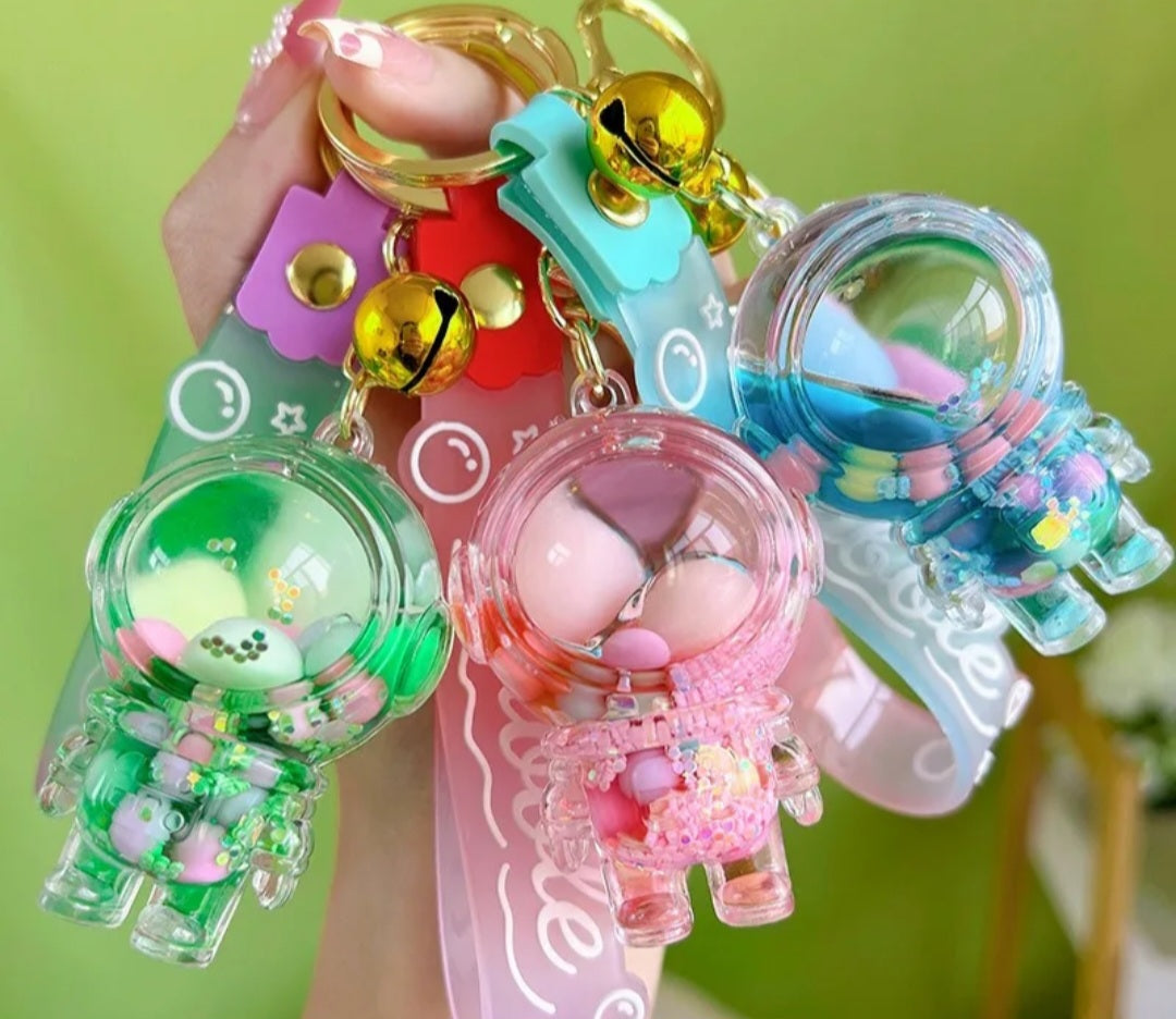 Viral Astronaut Glitter Keychain